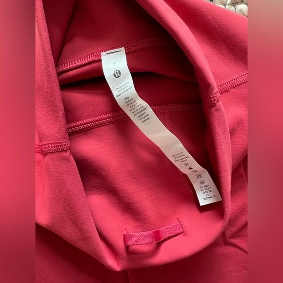 Lululemon Wunder Train High-Rise Tight 28' in Vintage Rose - Picture 5 of 5